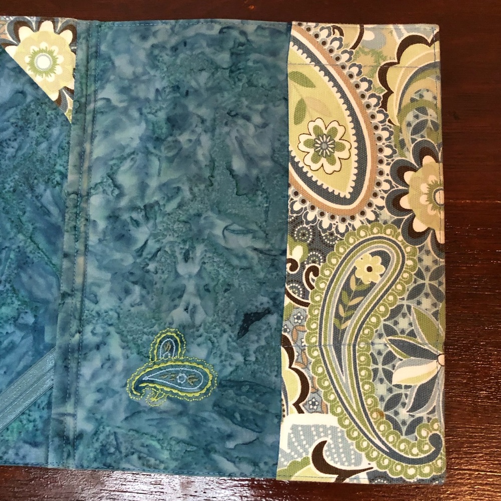 Custom Cloth IPad or Tablet Tri-Fold Case - Picture 4 of 7